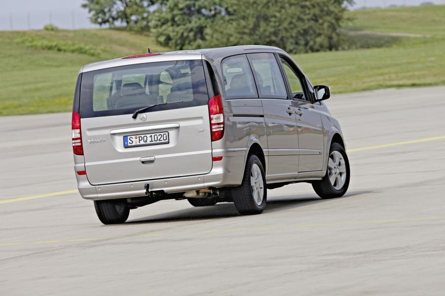  Mercedes-Benz Viano 2011 года  (фото 88 из 140)